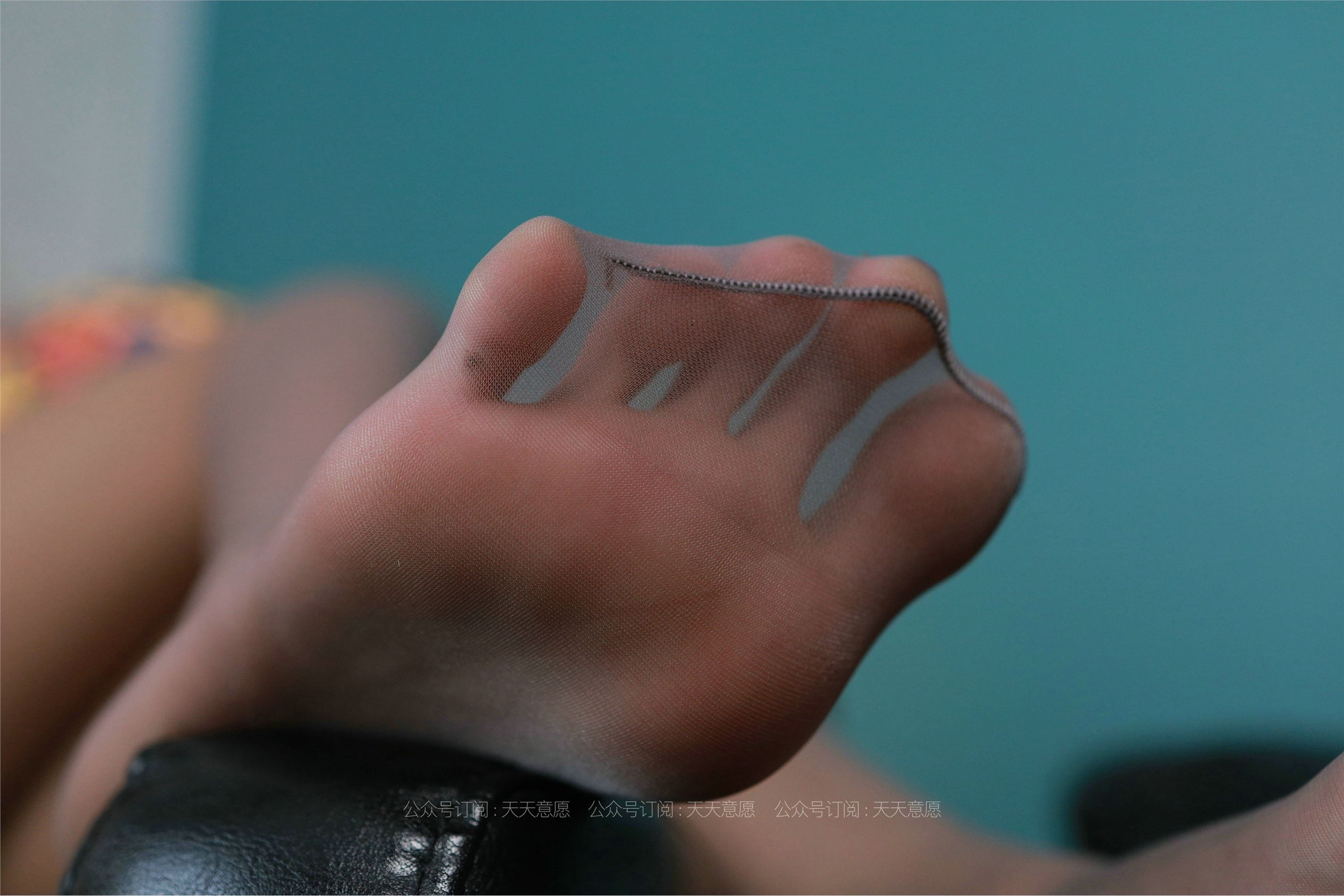 IESS异思趣向 - 模特：羽西《性感青花瓷》